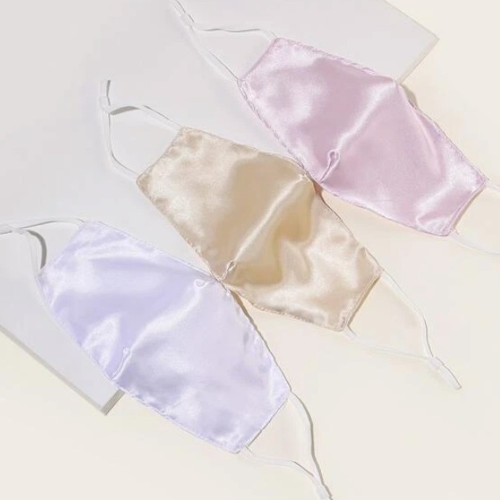 COPY - 4 piece satin face mask with hair ties - Picture 5 of 7